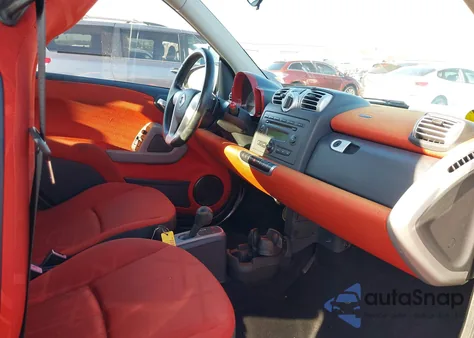 2008 Smart Fortwo Passion/Pure из США, поврежденный, VIN WMEEJ31X68K170400